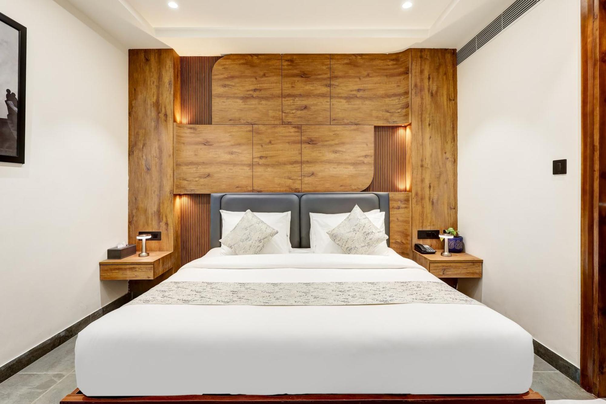 The Tyche New Delhi - Traveller'S Choice Award Winner 2025 นิวเดลี ภายนอก รูปภาพ