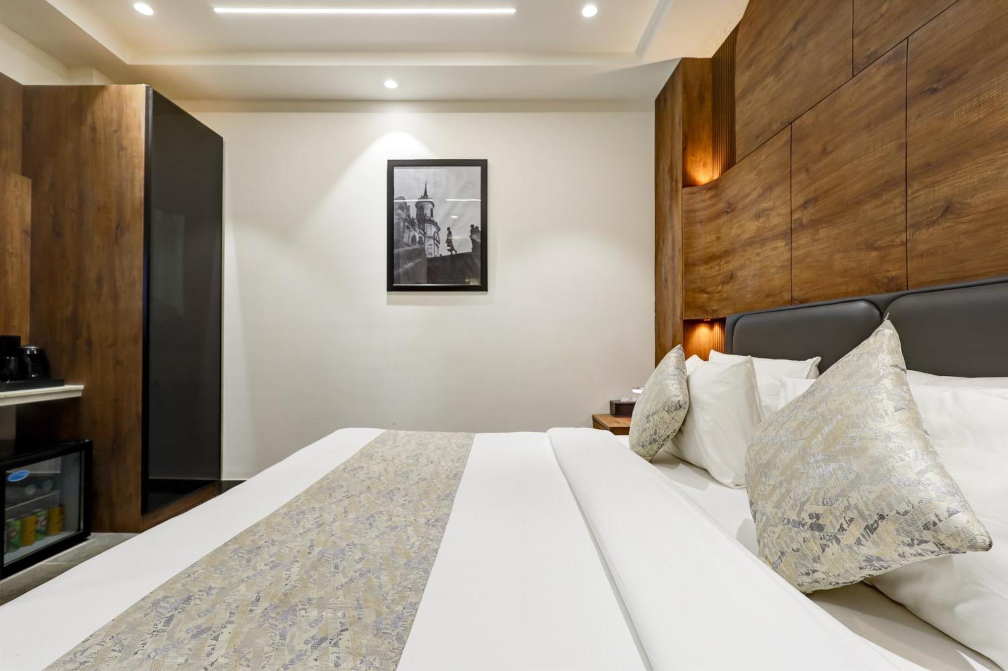 The Tyche New Delhi - Traveller'S Choice Award Winner 2025 นิวเดลี ภายนอก รูปภาพ